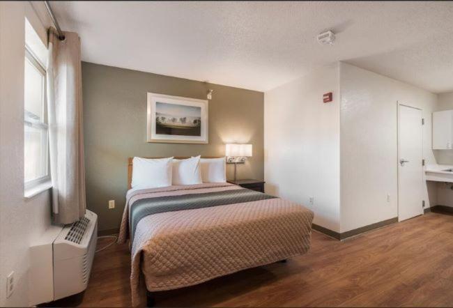 Birch Hill Suites Kansas City - Independence Extérieur photo